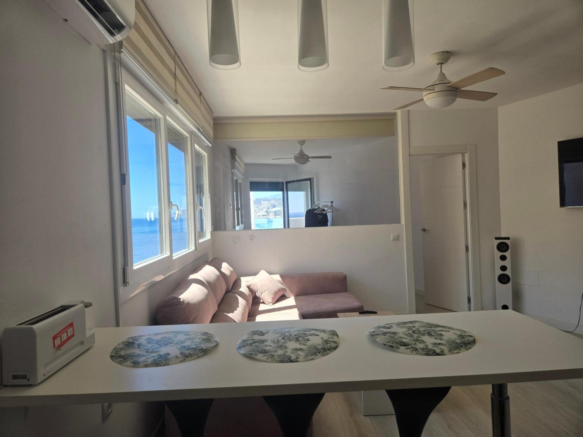 Piso De Lujo En La Playa De Un Pueblo De Granada Con Piscina Infiniti, Yacuzzi En La Piscina, Tumbonas Privadas Y Mucho Mas Melicena Extérieur photo